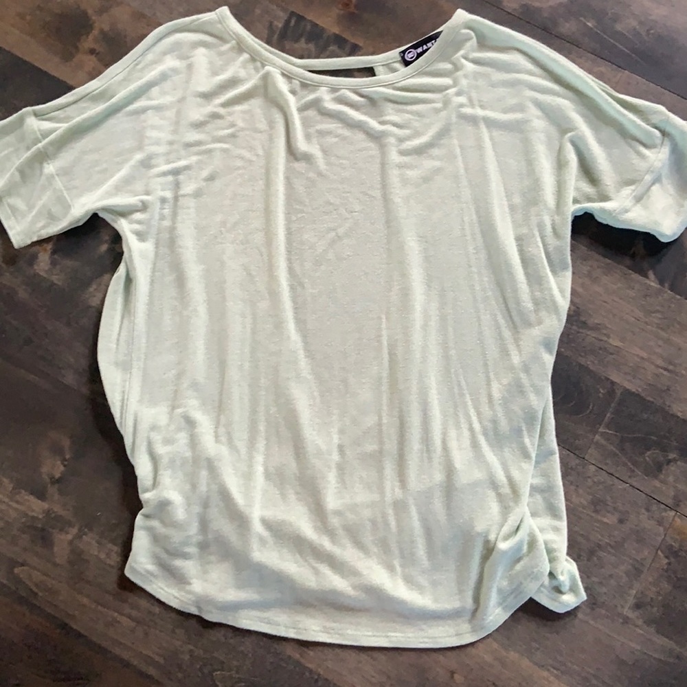 Wantable open back knit top medium